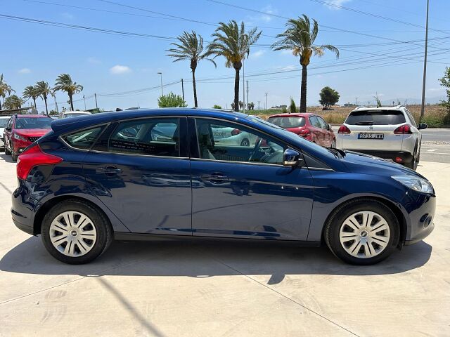 FORD FOCUS TREND 1.6 TI-VCT AUTO SPANISH LHD IN SPAIN ONLY 68000 MILES 2012